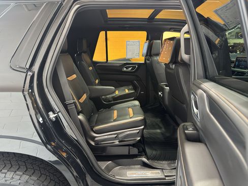 Used 2021 GMC Yukon AT4 w/ Rear Media and Nav Package AWD/4WD image 22