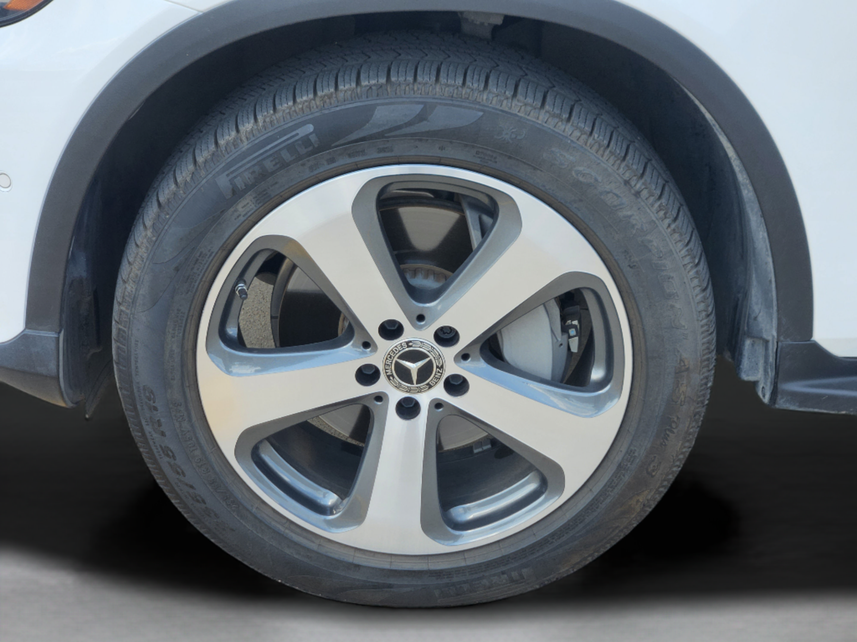 Used 2019 Mercedes-Benz GLC 300 4MATIC Coupe image 31