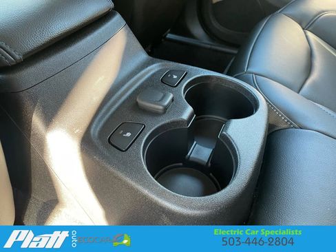 Used 2017 Chevrolet Volt Premier w/ Driver Confidence II Package image 37