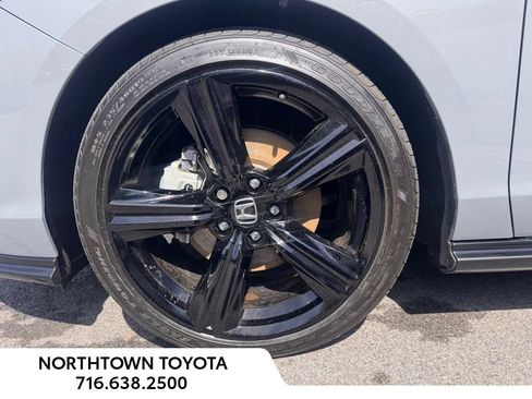 Used 2023 Honda Accord Sport image 6