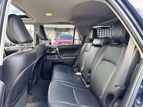 Used 2018 Toyota 4Runner TRD Off-Road Premium image 15