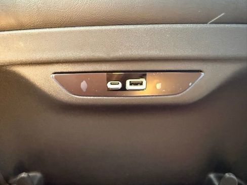 New 2026 Chrysler Pacifica Limited w/ S Appearance Package image 31