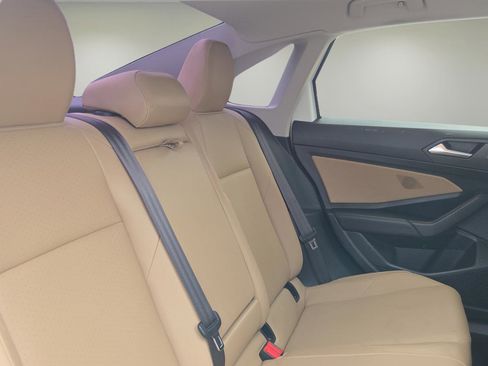 Used 2019 Volkswagen Jetta SE FWD image 18