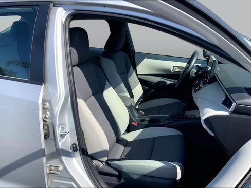 Certified 2025 Toyota Corolla LE FWD image 8