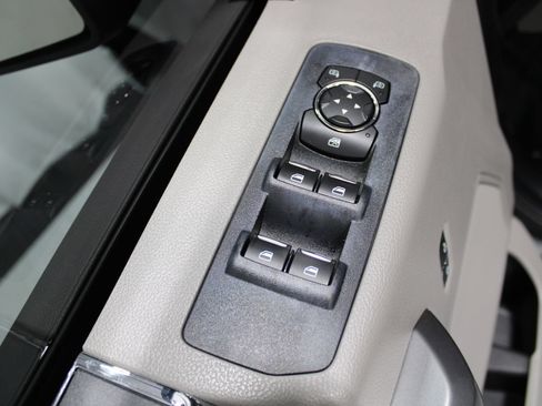 Used 2020 Ford F150 XLT AWD/4WD image 40