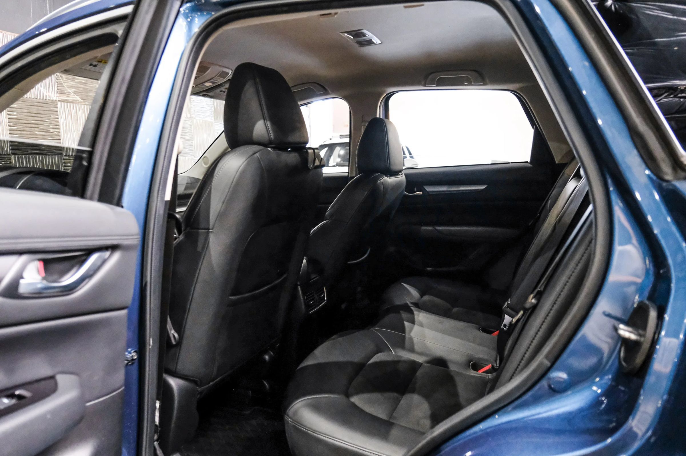 Used 2020 MAZDA CX-5 Touring FWD image 44