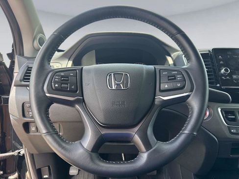 Certified 2025 Honda Ridgeline Sport+ image 26