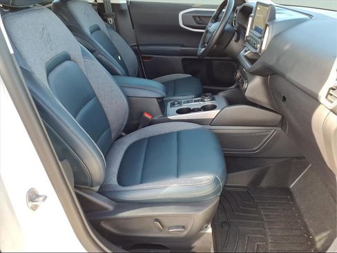 Used 2024 Ford Bronco Sport Outer Banks w/ Tech Package image 17