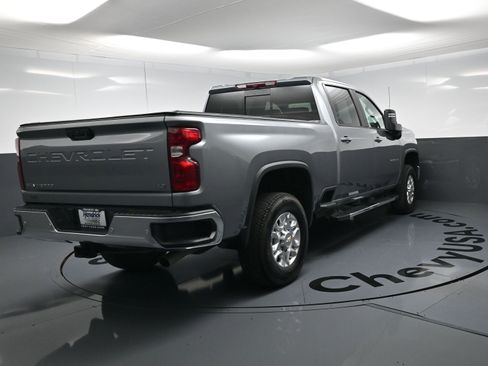 Used 2025 Chevrolet Silverado 2500 LT w/ All Star Edition AWD/4WD image 9