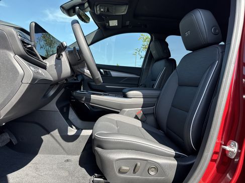 New 2026 Buick Enclave Sport Touring w/ Power Package image 16