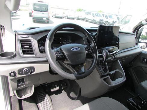 Used 2024 Ford Transit 350 XLT RWD image 11