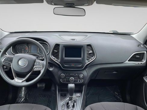 Used 2020 Jeep Cherokee Latitude image 24