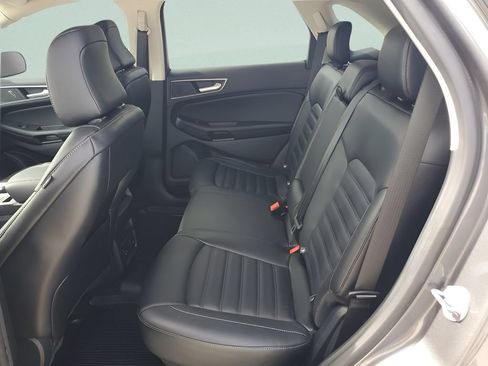 Used 2022 Ford Edge SEL w/ Convenience Package AWD/4WD image 12