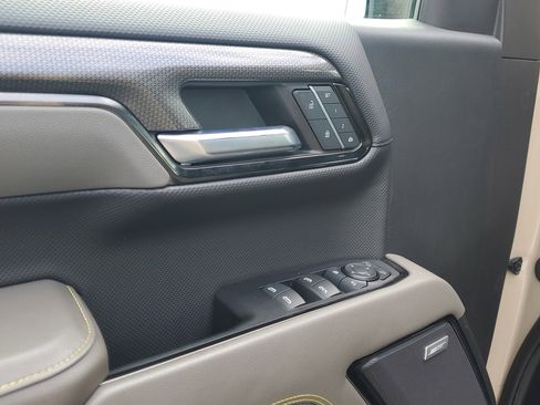 Used 2023 Chevrolet Silverado 1500 ZR2 w/ Technology Package image 20