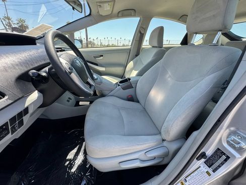 Used 2015 Toyota Prius Two FWD image 20