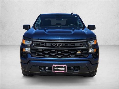 Used 2023 Chevrolet Silverado 1500 Custom RWD image 2