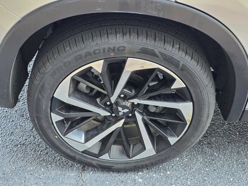 Used 2024 Mitsubishi Outlander SE FWD image 38