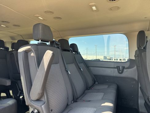 Used 2023 Ford Transit 350 XLT image 23