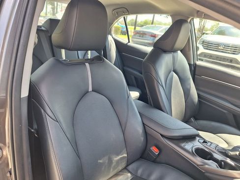 Used 2024 Toyota Camry XSE FWD image 29