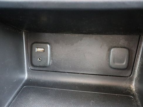 Used 2016 Chevrolet Colorado Z71 image 14