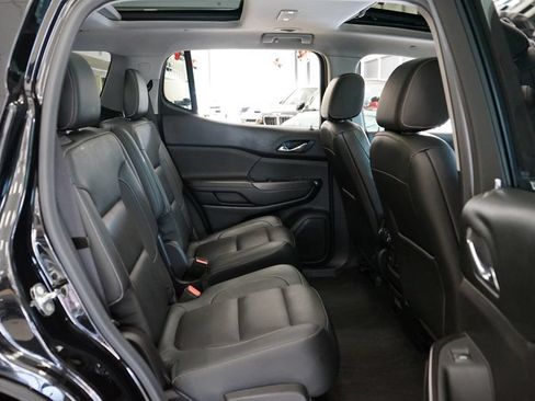 Used 2018 GMC Acadia SLT AWD/4WD image 14
