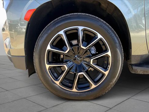 Used 2024 Chevrolet Tahoe RST w/ Sport Performance Package image 10