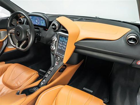 Used 2020 McLaren 720S Luxury image 19