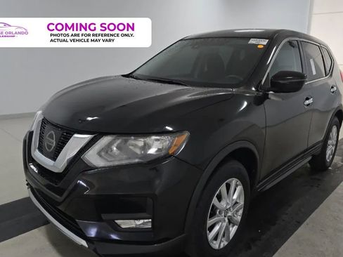 Used 2020 Nissan Rogue S image 1