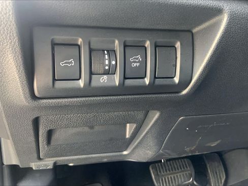 Used 2023 Subaru Outback Onyx Edition AWD/4WD image 35