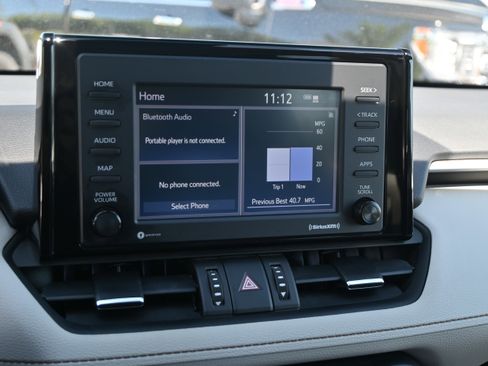 Used 2022 Toyota RAV4 XLE Premium AWD/4WD image 22