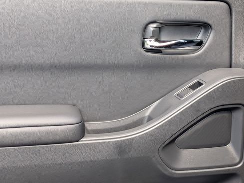 New 2026 Nissan Frontier SV w/ Tow Package image 25