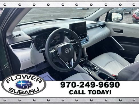 Used 2024 Toyota Corolla Cross LE AWD/4WD image 22