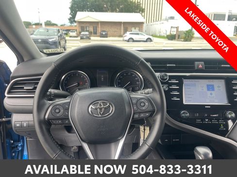 Used 2020 Toyota Camry SE FWD image 24