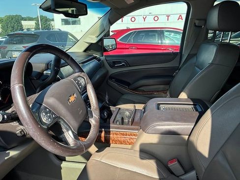 Used 2015 Chevrolet Suburban LTZ AWD/4WD image 25