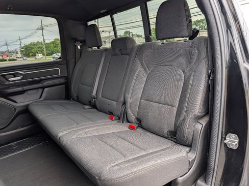 Used 2020 RAM 1500 Big Horn AWD/4WD image 17