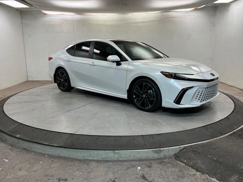 New 2026 Toyota Camry XSE image 7