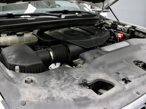 Used 2023 Jeep Wagoneer 2WD image 16