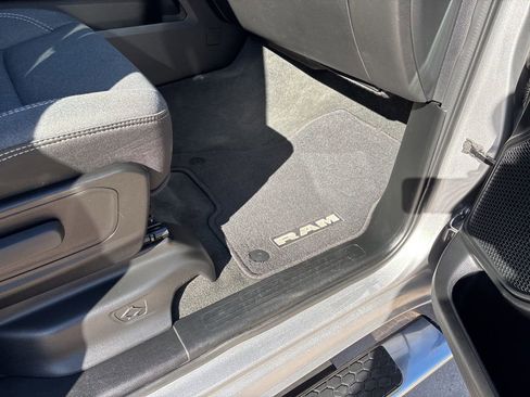 Used 2021 RAM 1500 Big Horn AWD/4WD image 28