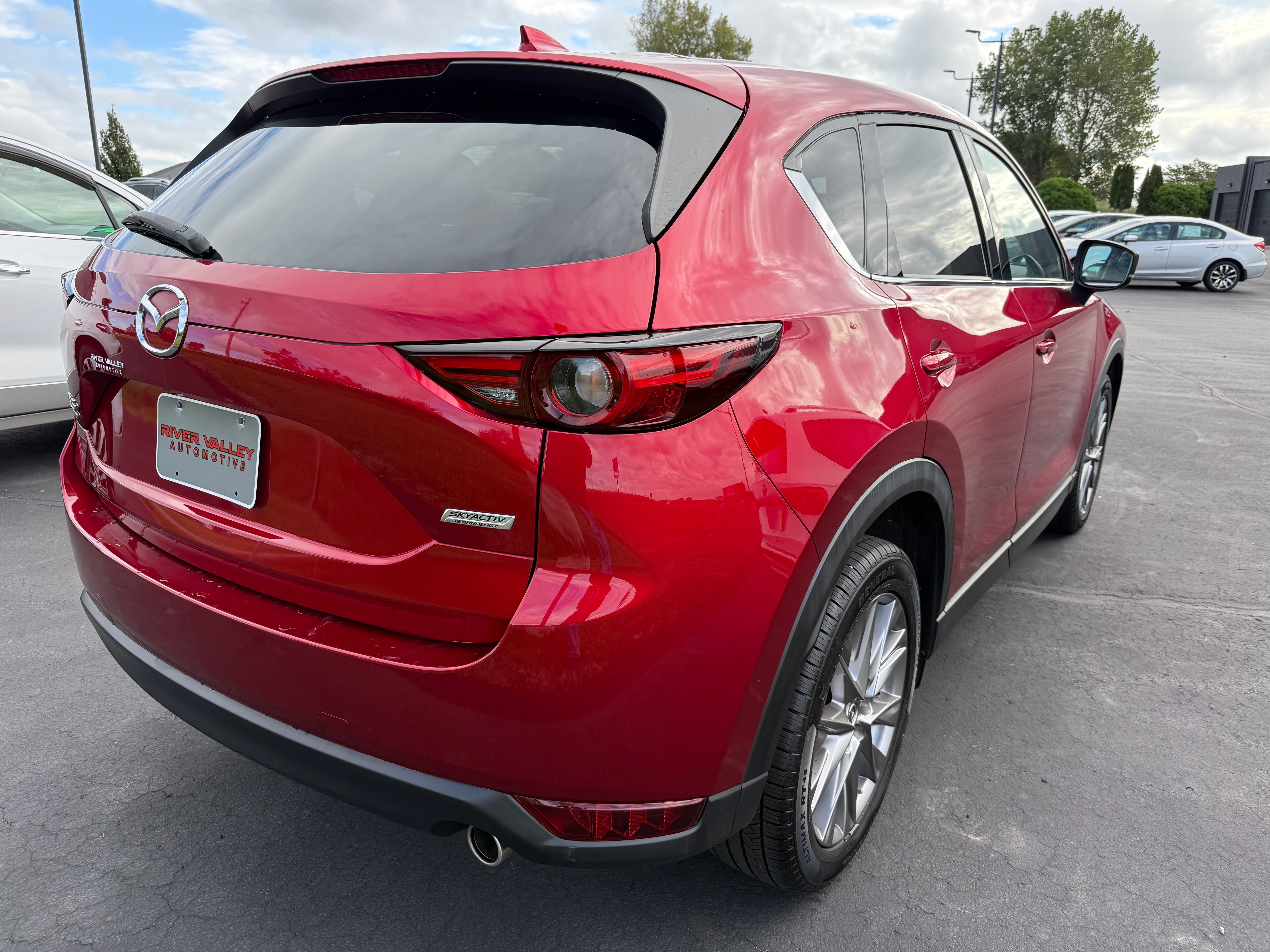 Used 2019 MAZDA CX-5 Grand Touring w/ GT Premium Package AWD/4WD image 3