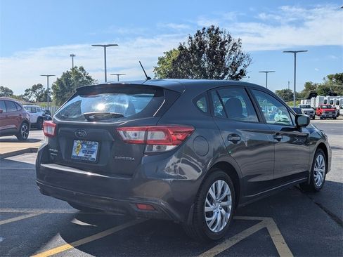 Used 2019 Subaru Impreza 2.0i image 3