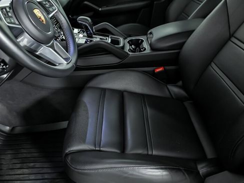 Used 2023 Porsche Cayenne GTS AWD/4WD image 22