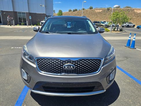 Used 2017 Kia Sorento SX AWD/4WD image 9