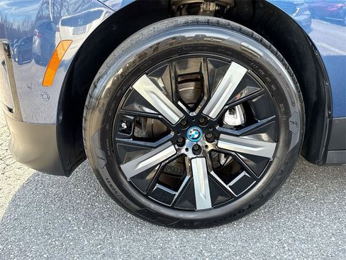 Used 2024 BMW iX xDrive50 w/ Convenience Package image 18