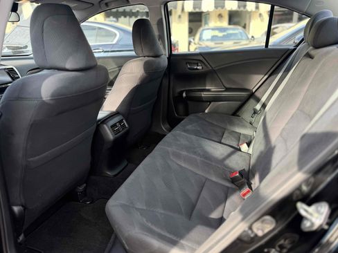 Used 2016 Honda Accord EX image 18