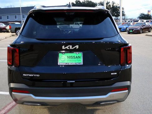 Used 2025 Kia Sorento SX Prestige AWD/4WD image 7