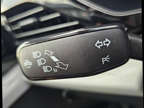 Used 2022 Volkswagen Taos S w/ IQ Drive S Package image 18