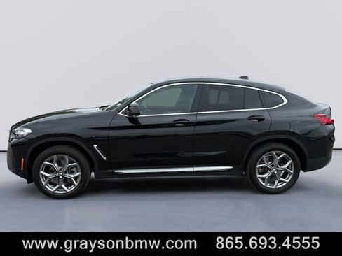 Used 2025 BMW X4 xDrive30i AWD/4WD image 6