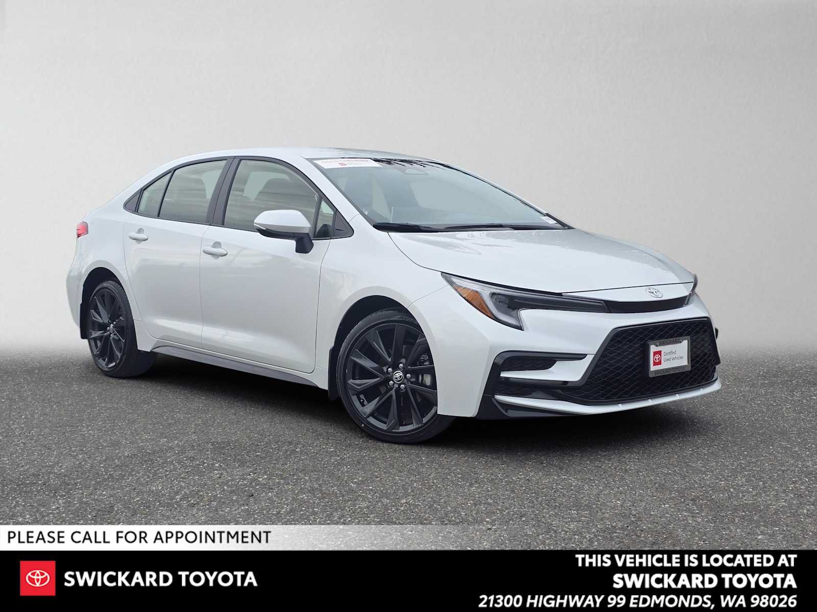 Certified 2026 Toyota Corolla SE w/ SE Premium Package FWD image 1