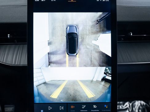 Used 2025 Polestar Polestar 3 image 13