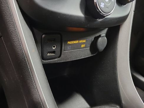 Used 2017 Chevrolet Trax LT w/ LT Convenience Package FWD image 20